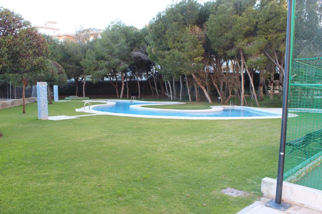 New Apartment With Sea View Of Andrew And Natallia Campoamor Exterior photo