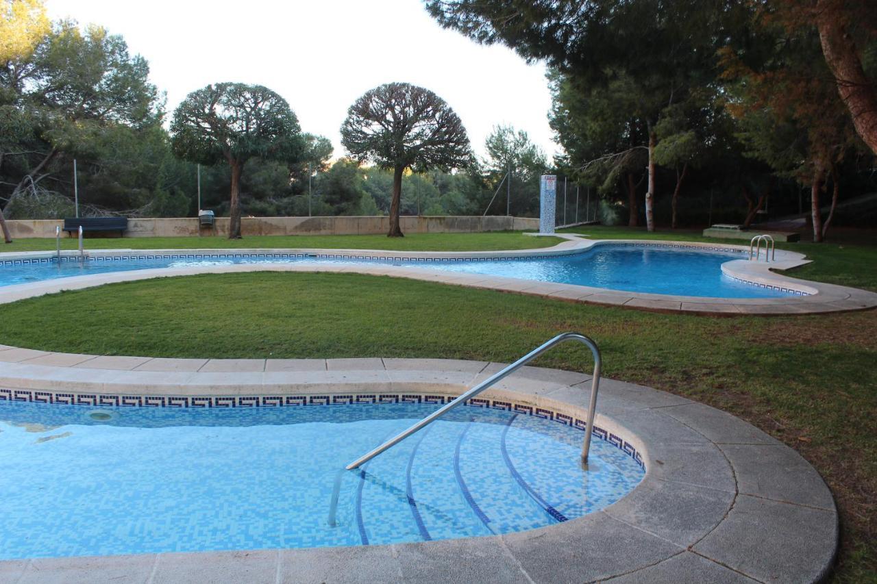New Apartment With Sea View Of Andrew And Natallia Campoamor Exterior photo