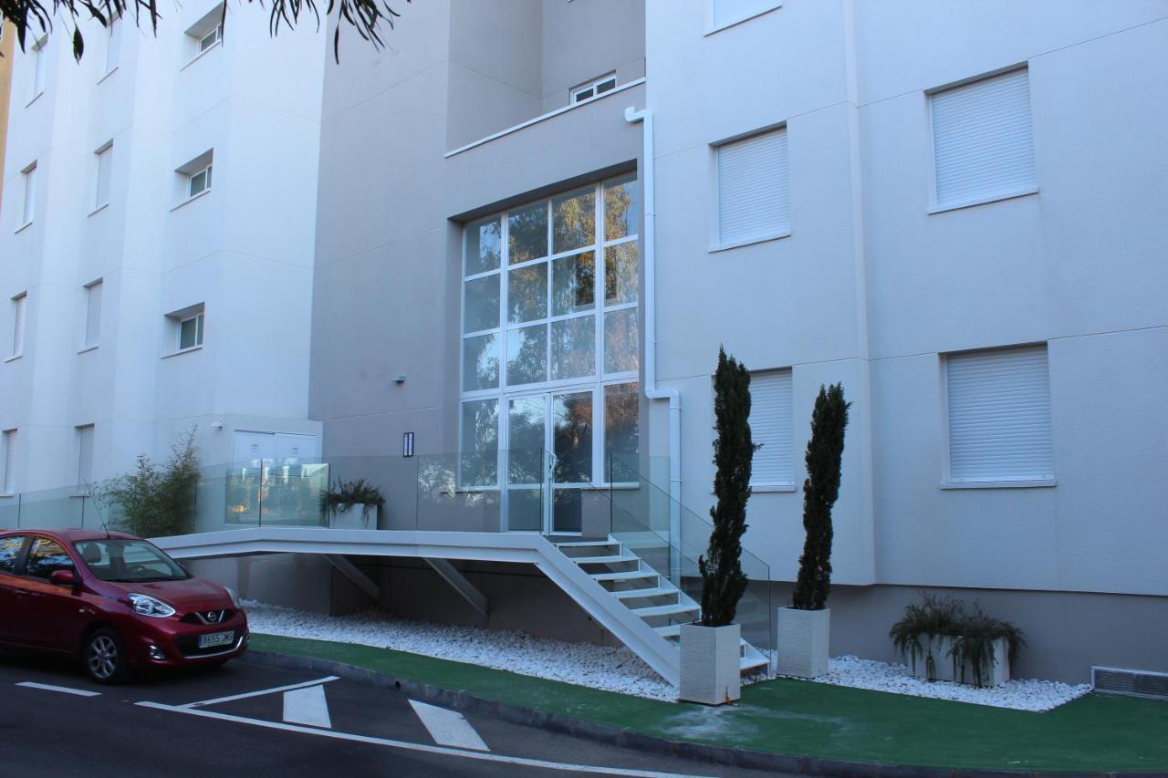 New Apartment With Sea View Of Andrew And Natallia Campoamor Exterior photo